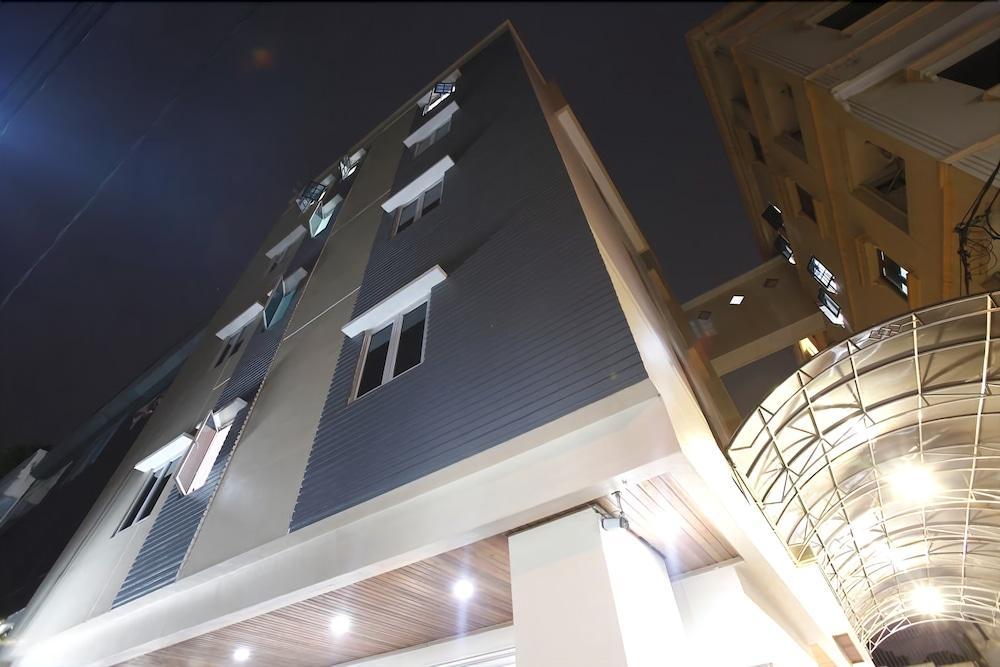 Newton Residence Jakarta Ngoại thất bức ảnh